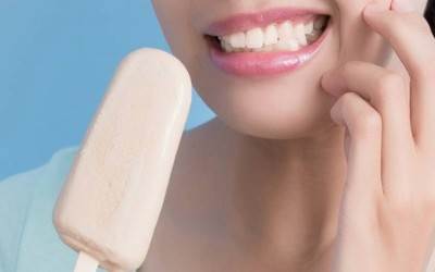 TẨY TRẮNG RĂNG CÓ BỊ Ê BUỐT KHÔNG?